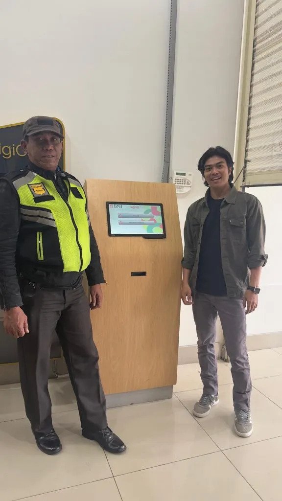 Mesin Antrian Bank BNI